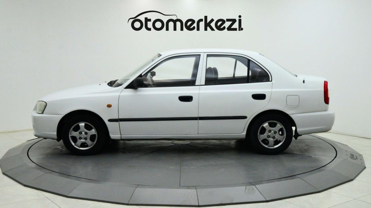 HYUNDAI ACCENT 15